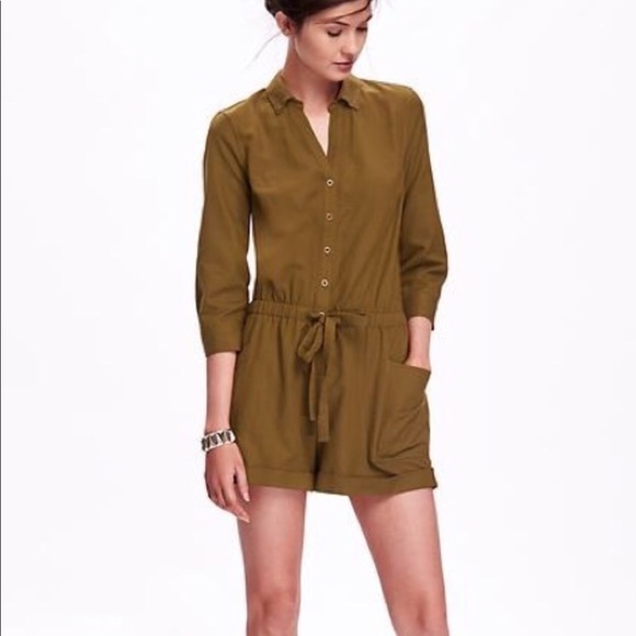 Old Navy Pants - Old navy - olive green romper (A2